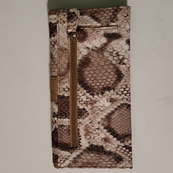 Miche snakeskin texture print yan & grey full size wallet - Picture 3 of 7